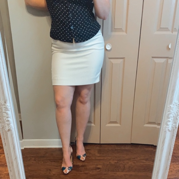 Vintage  high waisted skirt - Picture 2 of 2
